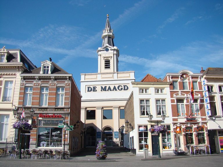 Theatervoorstelling in Theater De Maagd — Voorstellingen in Bergen op Zoom